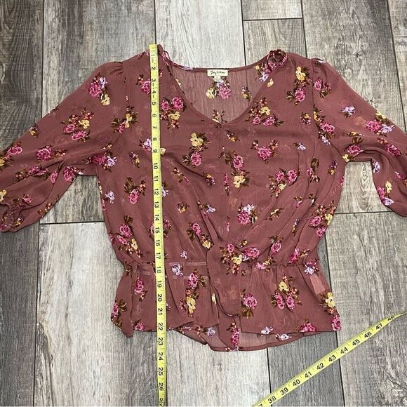 Lily White Floral 3/4 Sleeve Front Knot Blouse Wine With Yellow Pink Flowers Lrg - Picture 10 of 11